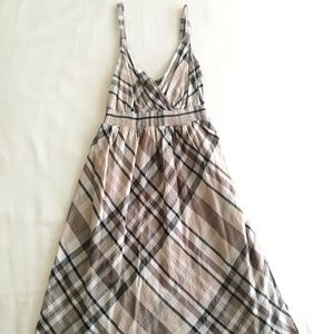 Strappy v neck short summer dress